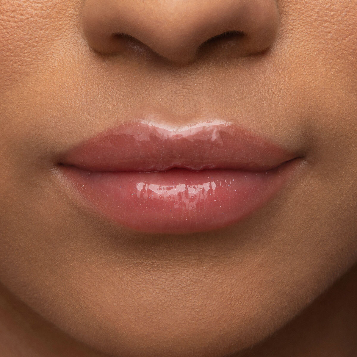 LIP INJECTION LIP GLOSS (BRILLO LABIAL)